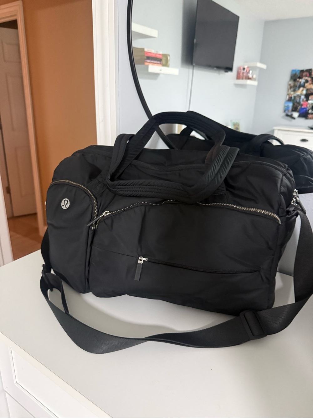 lululemon athletica Black Men’s Travel Duffel with Shoulder Strap